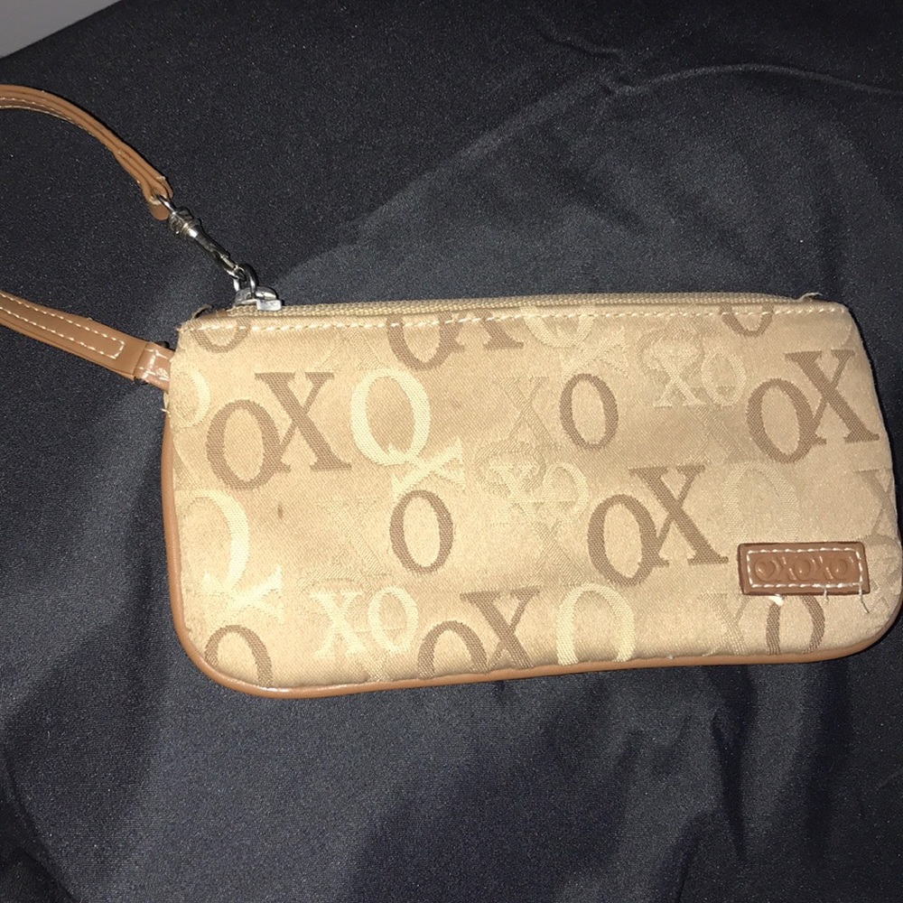 Wristlet
